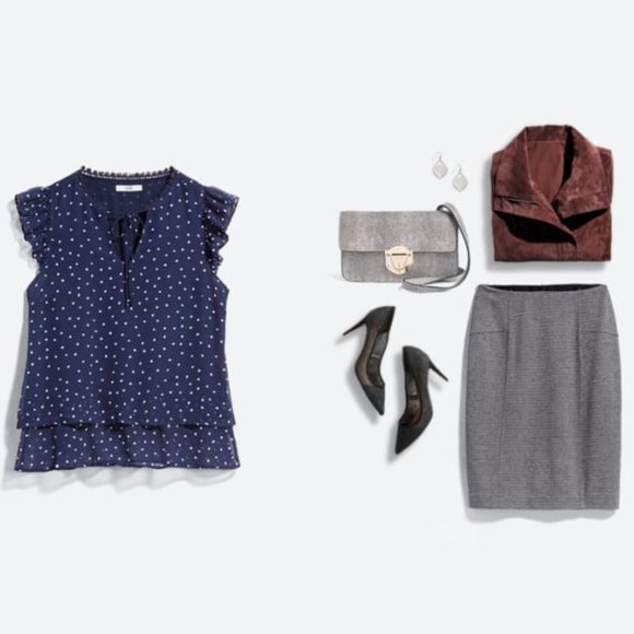 Camero Flutter Sleeve Ploka-dot Blouse - Picture 3 of 5